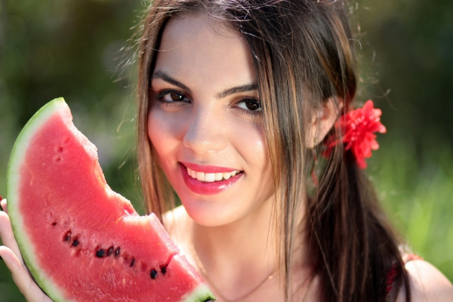 Top 5 Skin Friendly Fruits According To Dermatologists